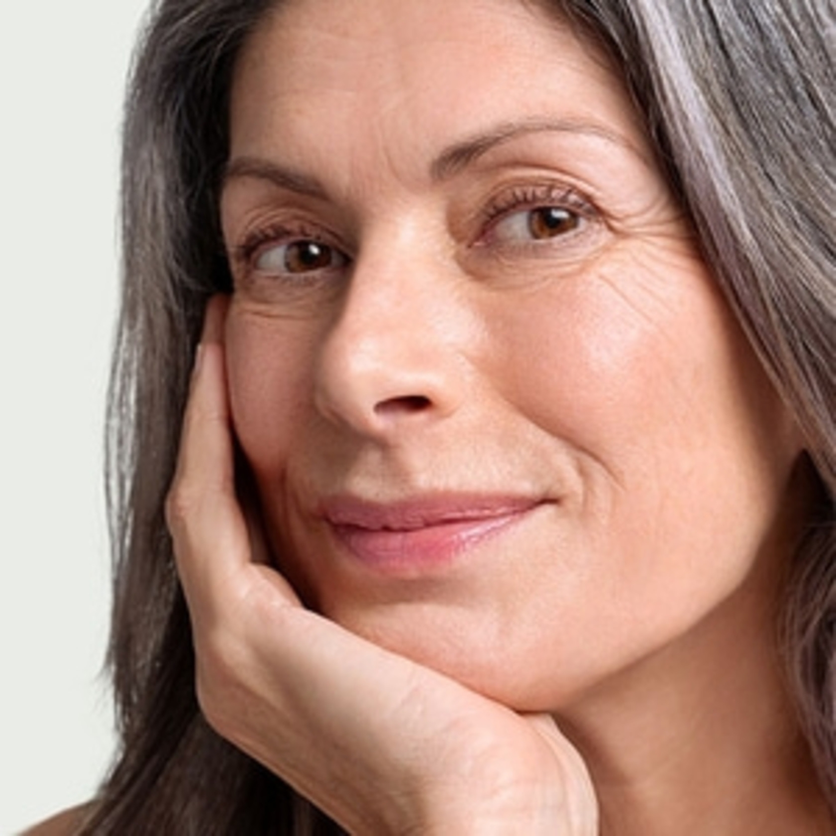 Zu Rosacea neigende Haut - 